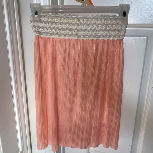 2/$8 flared & pleated skirts - Picture 2 of 3